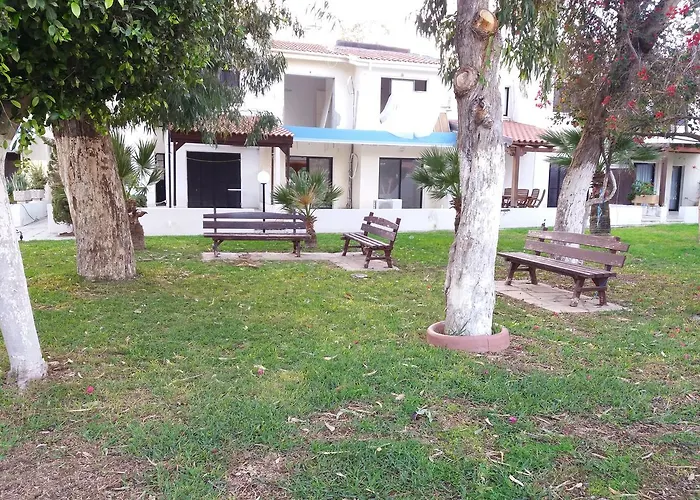 別荘 Miltos House ラルナカ