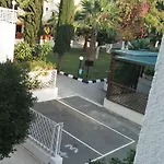 Dom wakacyjny Miltos House