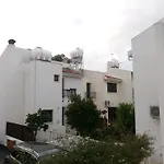 Miltos House